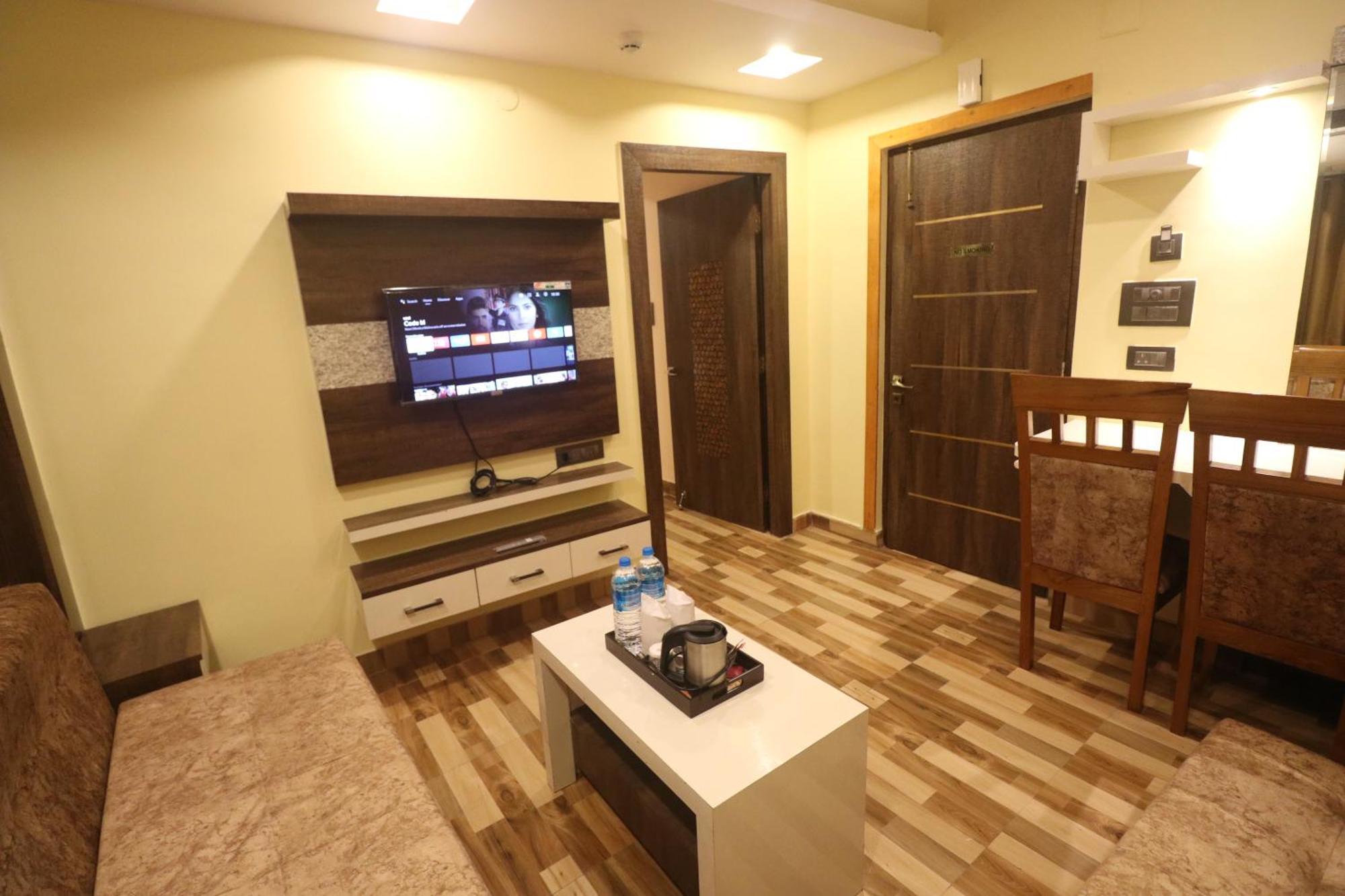 فندق Mohar Residency كولكاتا المظهر الخارجي الصورة