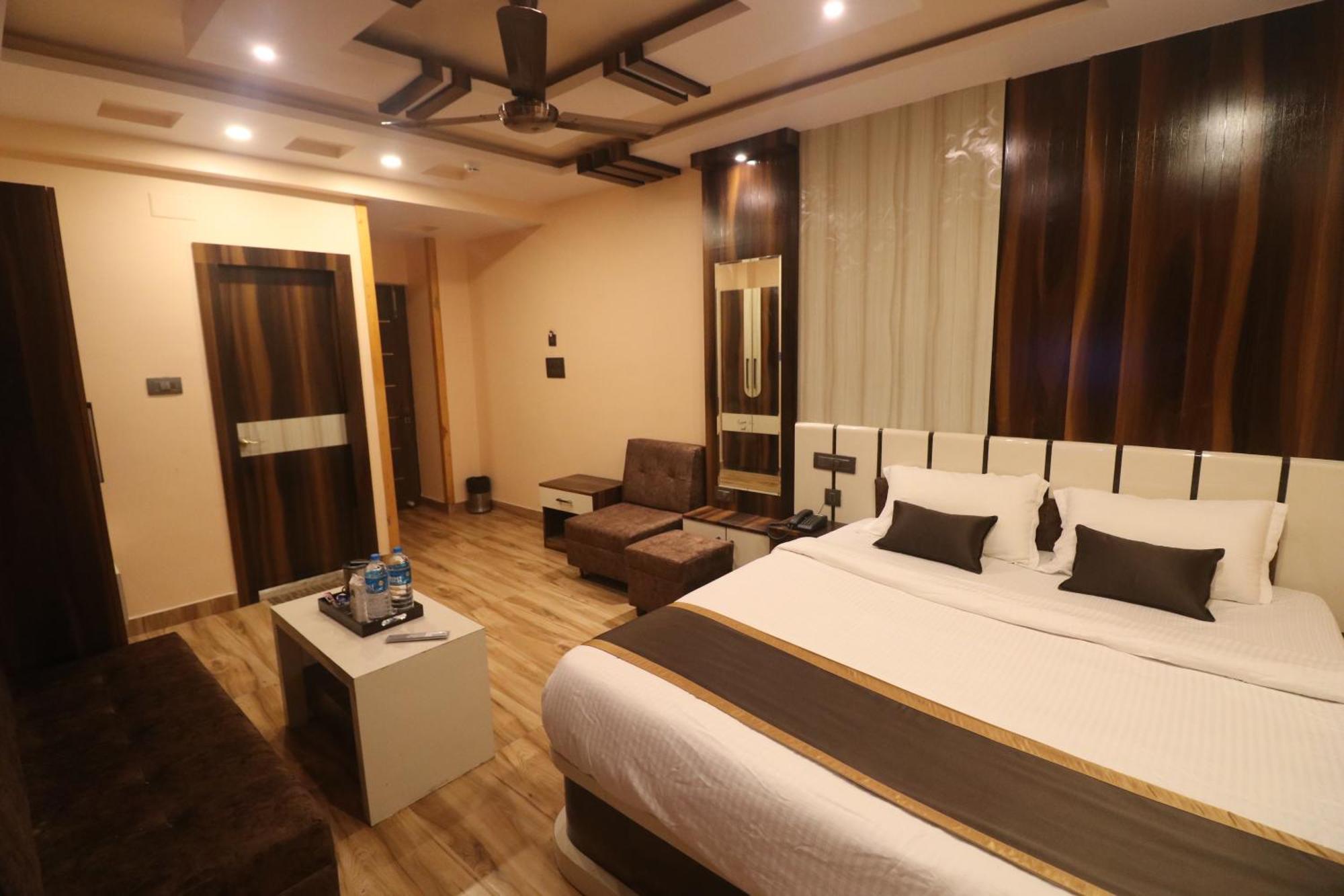 فندق Mohar Residency كولكاتا المظهر الخارجي الصورة